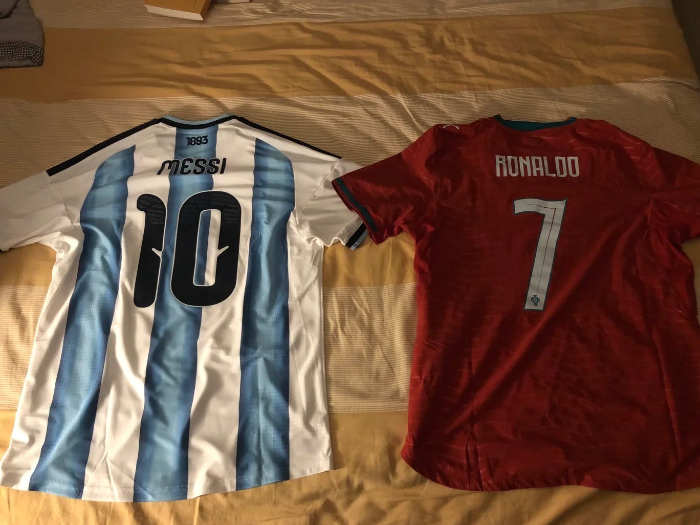 Messi and Ronaldo, no need to choose customer review